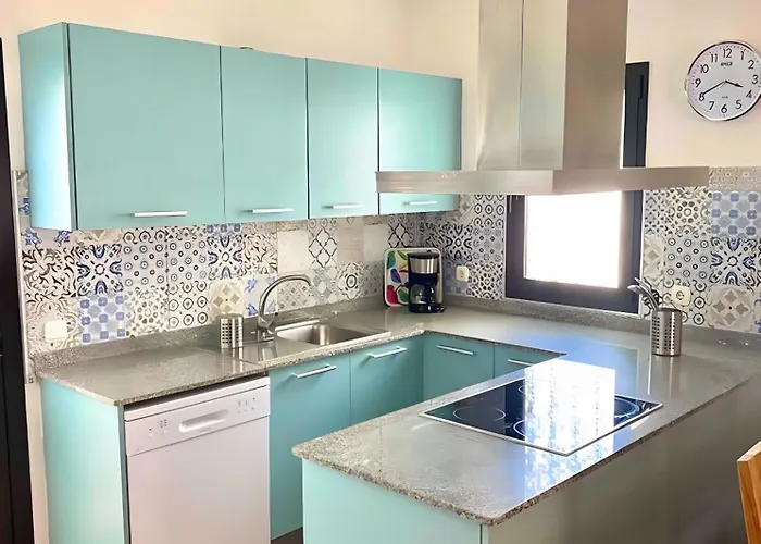 Alfredina * Playa Blanca (Lanzarote)